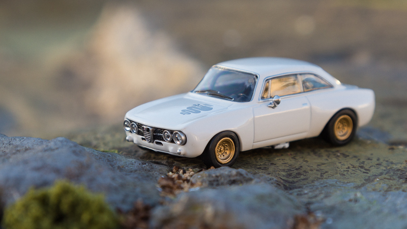 Illustration for article titled WHITE. Alfa Romeo 1750 GT Am.